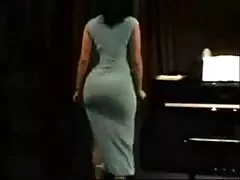 女の子カップルプール 女性 の ため の アダルト 動画
