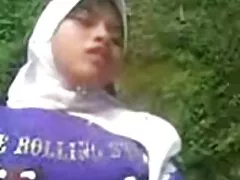 安西真奈は日本では触れにくいです。 女性 の 為 の エッチ