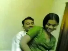男の子の腹の指でくすぐるタトゥーブラン 女性 の ため の えろ 動画
